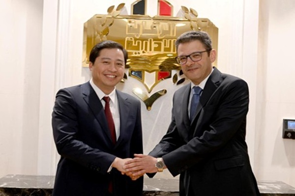 L’Autorité de Contrôle Administratif reçoit une délégation de l’Inspection gouvernementale du Vietnam au siège de l’Autorité dans la nouvelle capitale administrative