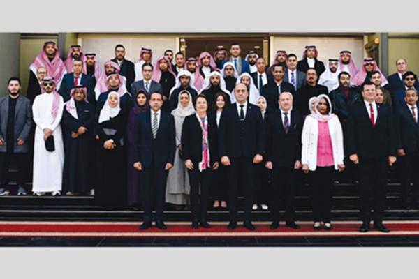 L’Académie nationale de lutte contre la corruption organise trois programmes de formation destinés aux experts gouvernementaux des États parties à la Convention arabe de lutte contre la corruption